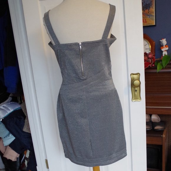 H&M Divided Metallic Silver Bodycon Cocktail Dress NWT- Sz. 14 - Picture 2 of 3